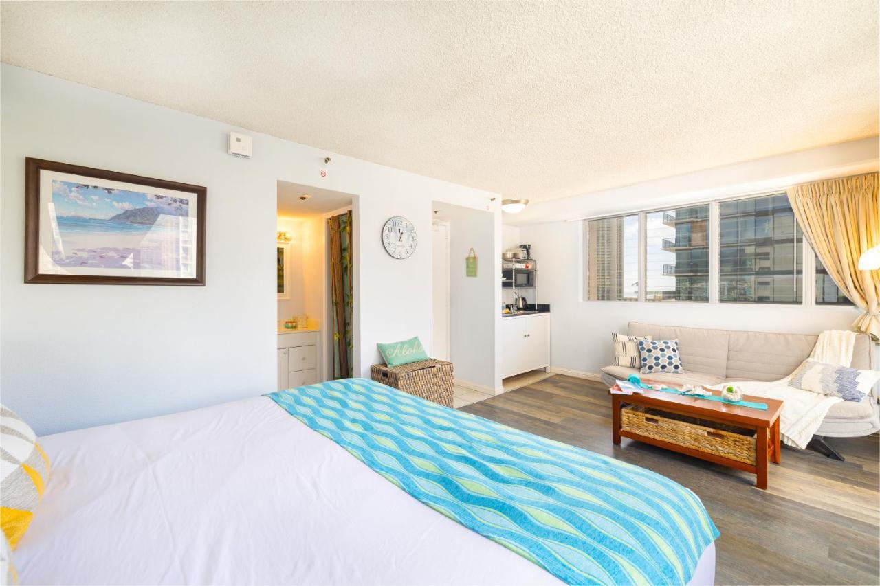 Beautiful Studio In The Heart Of Vibrant Waikiki Honolulu Exteriör bild