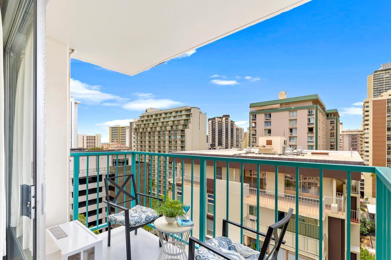 Beautiful Studio In The Heart Of Vibrant Waikiki Honolulu Exteriör bild